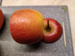 название картинки Яблоки с медом запеченные в микроволновке