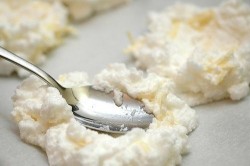 название картинки Яйца в пуховом гнезде