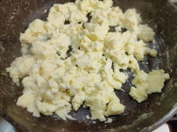 название картинки Яичница болтунья