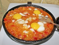 Яичница с кабачками - шаг 9