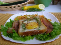 Яичница в хлебе - шаг 7 Яичница в хлебе - шаг 7