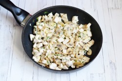 Яичные блинчики с курицей