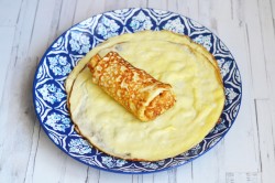 Яичные блинчики с курицей