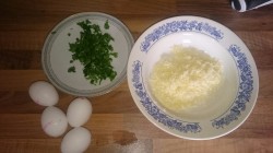 Яичные завернушки с петрушкой