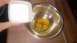 Яичные завернушки с петрушкой