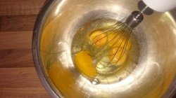 Яичные завернушки с петрушкой