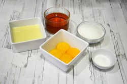 Яичный ликер