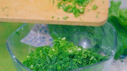 название картинки Заготовка и замораживание овощей с зеленью на зиму