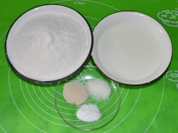 название картинки Закрытая пицца кальцоне с курицей и грибами