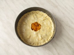 Закрытый творожный пирог с тыквой