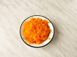 Закрытый творожный пирог с тыквой