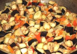 Закуска из баклажанов с помидорами