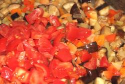 Закуска из баклажанов с помидорами