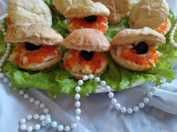 название картинки Закуска из слоеного теста Черный жемчуг