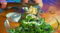 Закуска из жареных баклажанов в томатном соусе