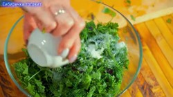 Закуска из жареных баклажанов в томатном соусе