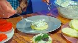название картинки Закуска из кабачков с помидорами и творожной заправкой