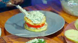 название картинки Закуска из кабачков с помидорами и творожной заправкой