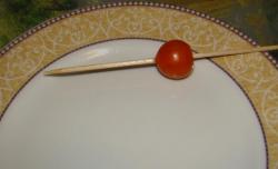 канапе закуска из помидоров черри и сыра