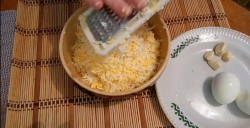 Намазка из плавленного сыра и яиц