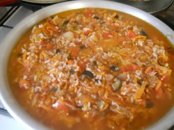 Закуска морковь баклажаны перец с рисом на зиму