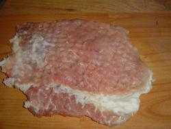 Рулет из грудинки свиной Пенечки