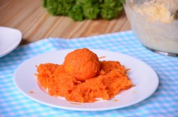 Салат в виде мандарина закусочный