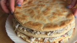 Закусочный торт Наполеон праздничный