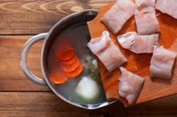 Заливное без желатина из судака - шаг 5 Заливное без желатина из судака - шаг 5