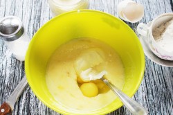 название картинки Заливное тесто на майонезе и кефире