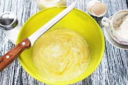 название картинки Заливное тесто на майонезе и кефире