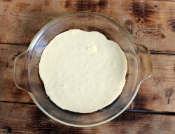 Заливной пирог на майонезе с капустой