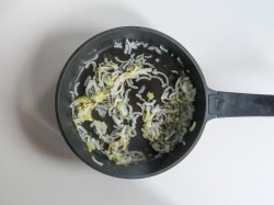 название картинки Заливной пирог с грибами