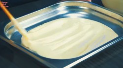 название картинки Заливной пирог с капустой и шампиньонами на сметане