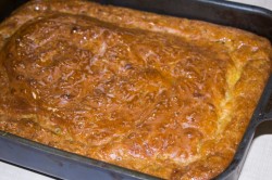 Заливной пирог с мясом на кефире