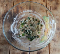 Заливной пирог с рыбой на кефире