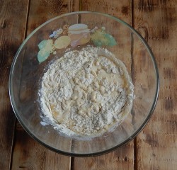 Заливной пирог с рыбой на кефире