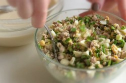 Рыбный заливной пирог с горбушей консервированной на кефире - шаг 13 Рыбный заливной пирог с горбушей консервированной на кефире - шаг 13