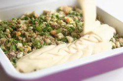 Рыбный заливной пирог с горбушей консервированной на кефире - шаг 16 Рыбный заливной пирог с горбушей консервированной на кефире - шаг 16