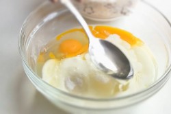 Рыбный заливной пирог с горбушей консервированной на кефире - шаг 5 Рыбный заливной пирог с горбушей консервированной на кефире - шаг 5