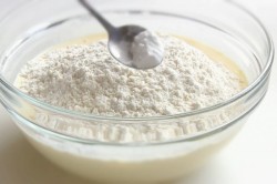 Рыбный заливной пирог с горбушей консервированной на кефире - шаг 6 Рыбный заливной пирог с горбушей консервированной на кефире - шаг 6