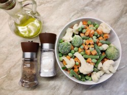 название картинки Замороженные овощи в духовке