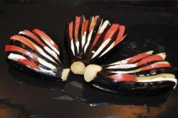 Запеченные веером баклажаны с помидорами и сыром - шаг 4