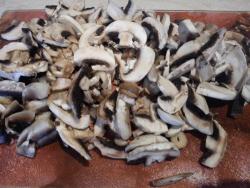 название картинки Карп фаршированный запеченный в духовке