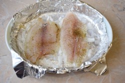 Запеченное филе тилапии в духовке - шаг 4 Запеченное филе тилапии в духовке - шаг 4