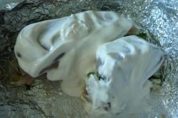 Тунец с грибами в сметане в духовке