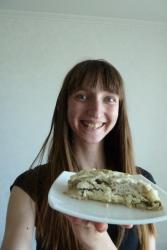 Тунец с грибами в сметане в духовке