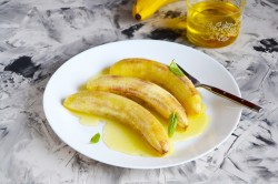 название картинки Запеченные бананы в духовке