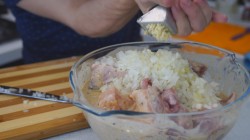 Запеченные маринованные свиные ребрышки