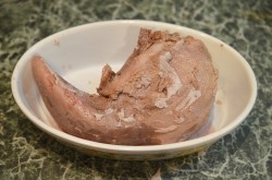 название картинки Запеченный говяжий язык в духовке